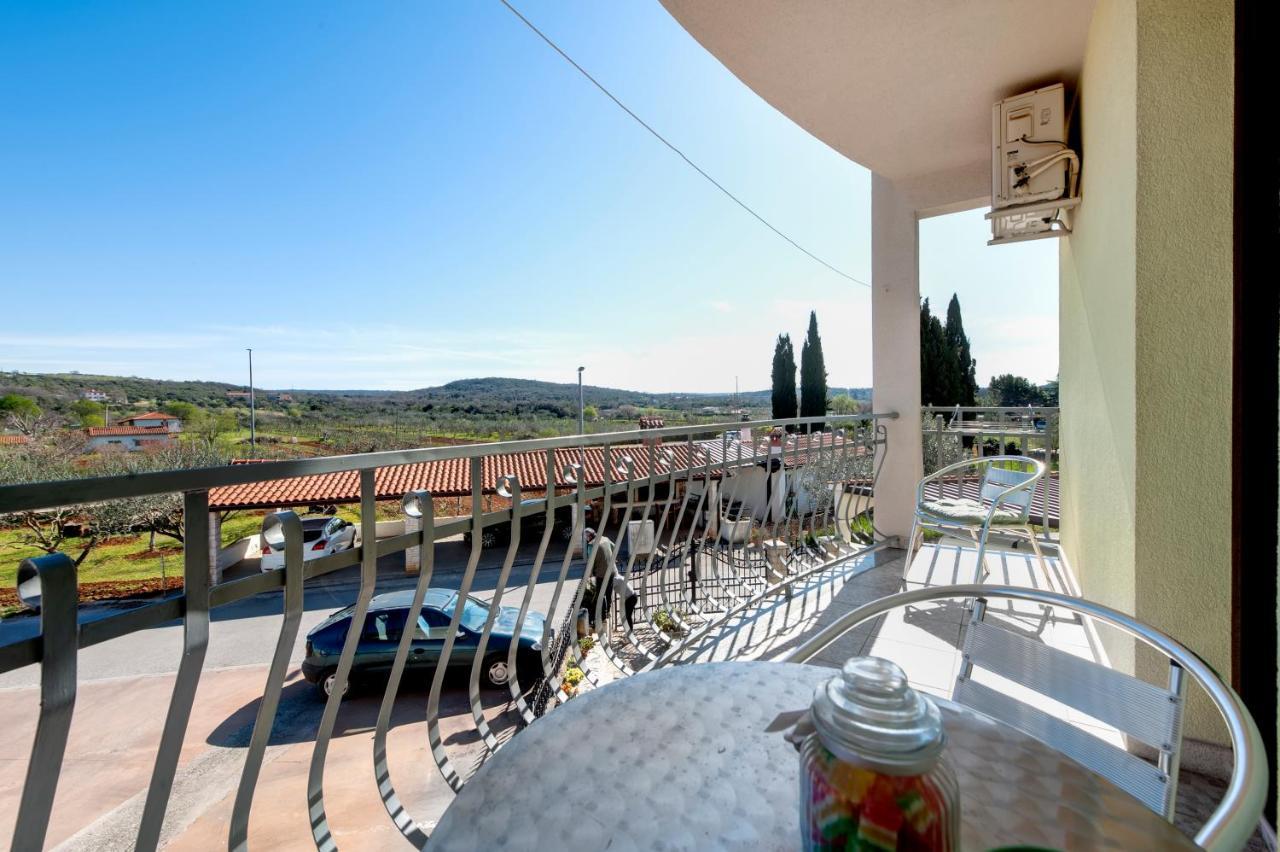 Villa Mara Rovinj Extérieur photo
