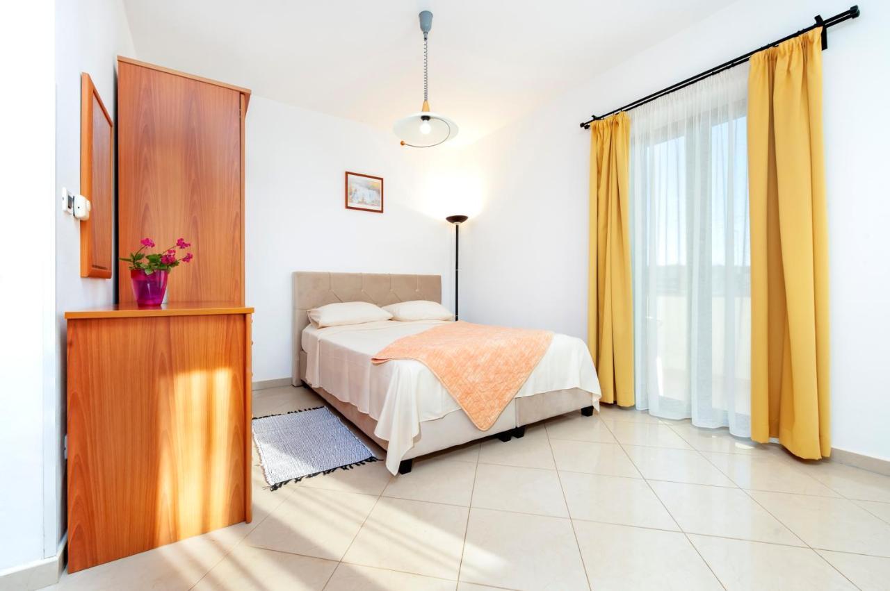 Villa Mara Rovinj Extérieur photo
