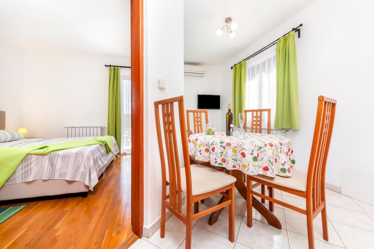 Villa Mara Rovinj Extérieur photo